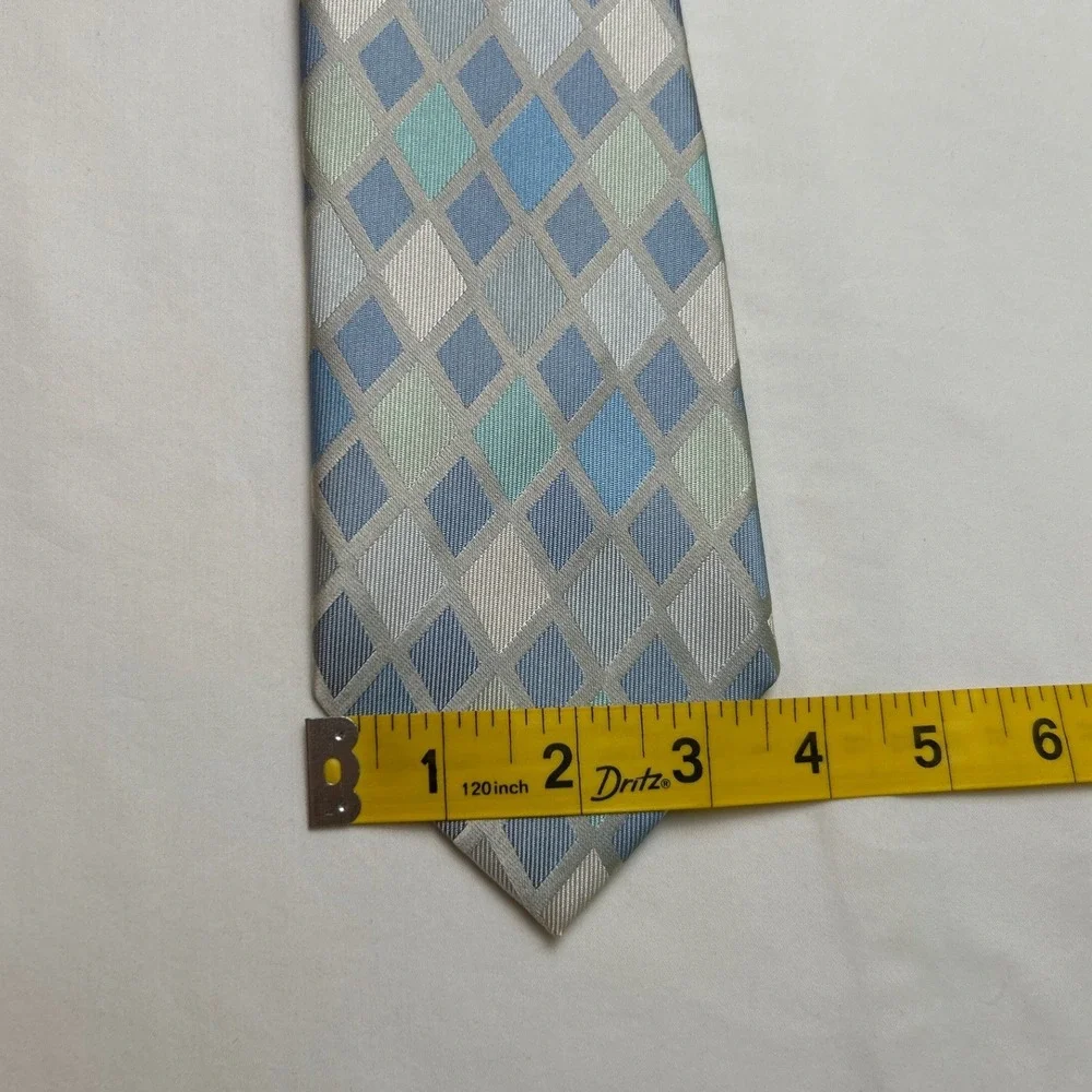 BCBG Mens Diamond Geometric Silk Hand Sewn Necktie OS Blue Aqua Silver Formal